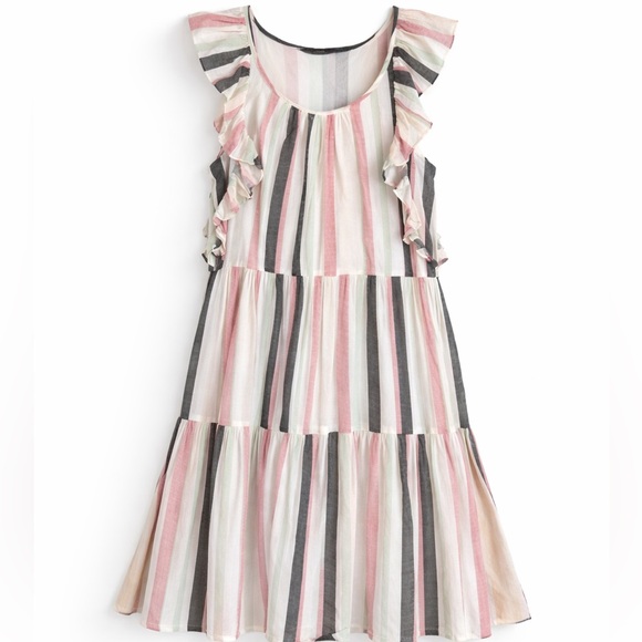Vero Moda Dresses & Skirts - Vero Moda Striped Sleeveless Ruffle Dress Medium